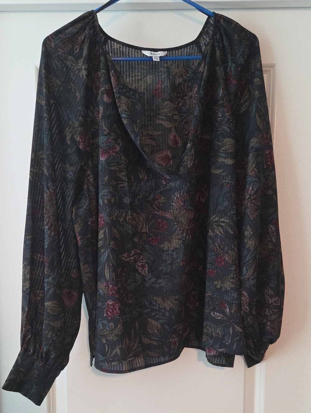 Reitmans Black Sheer V-Neck Long-Sleeve Floral Blouse